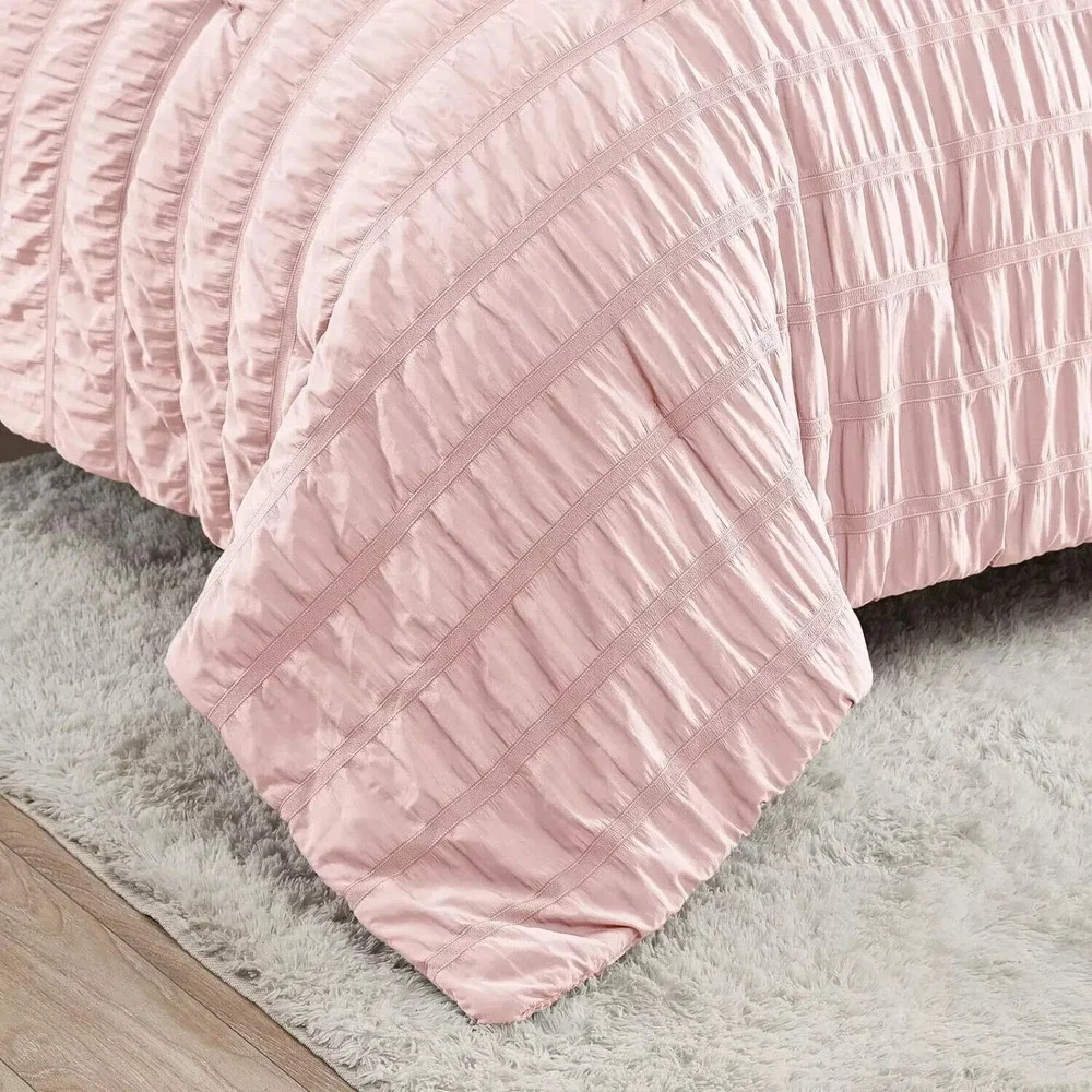 Pink Seersucker Comforter Set King Size (104X90 In), 3 Pieces Crinkle